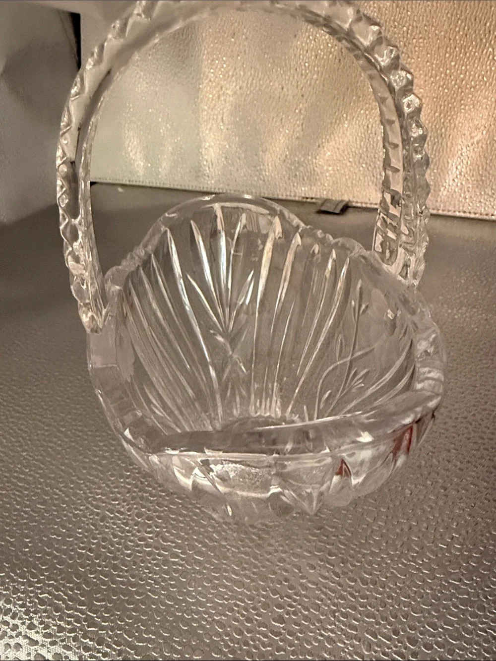 Vintage stunning Princess House Heritage Romance Collection Glass Basket